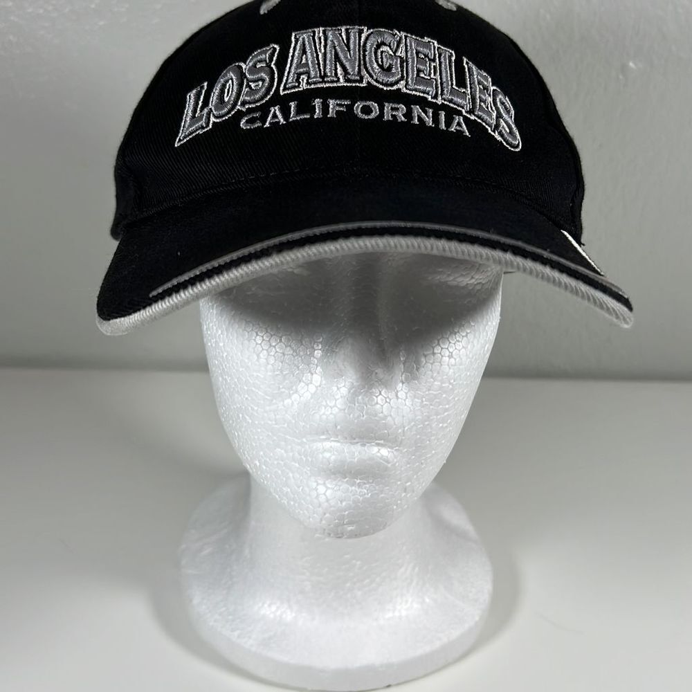 Los Angeles California Twin Enterprises Hook & Loop Baseball Cap. Black & White.